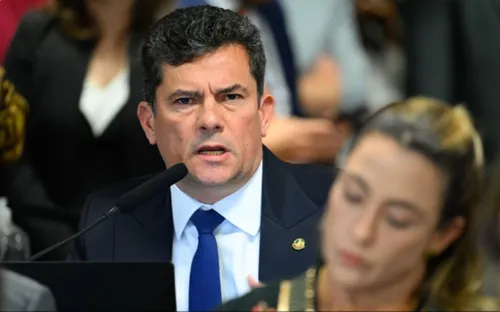 
          Imagem ilustrativa da imagem CCJ aprova Jorge Messias para o STF por 16 votos a 11 após sabatina
          