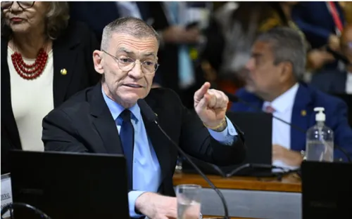 
          Imagem ilustrativa da imagem CCJ aprova Jorge Messias para o STF por 16 votos a 11 após sabatina
          