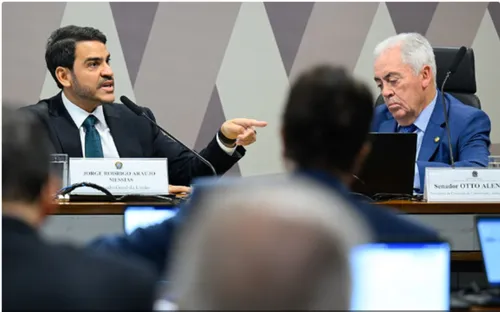 
          Imagem ilustrativa da imagem CCJ aprova Jorge Messias para o STF por 16 votos a 11 após sabatina
          