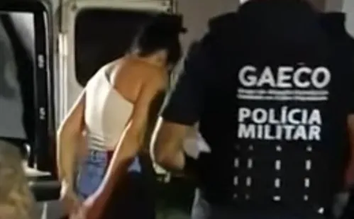 
          Imagem ilustrativa da imagem Apontada como líder do PCC é presa no Norte do ES
          