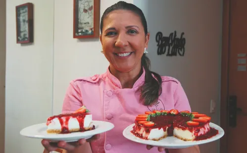 
          Imagem ilustrativa da imagem Aprenda a fazer um Cheesecake de frutas vermelhas para as mamães
          