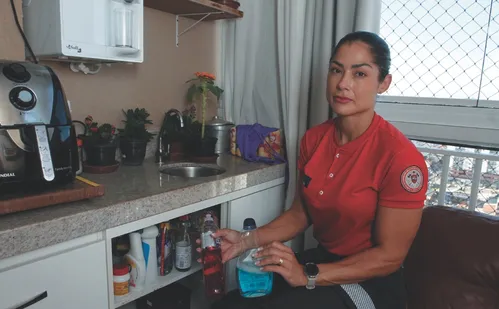 
          Imagem ilustrativa da imagem Bombeiros explicam perigos de cada cômodo da casa
          