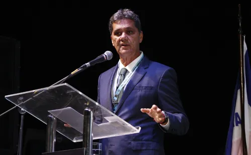 
          Imagem ilustrativa da imagem "Brasil sob Ameaça": o que disseram as autoridades em evento realizado em Vitória
          