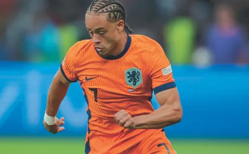 
          Imagem ilustrativa da imagem Bruxa está solta: seleções perdem craques às vésperas da Copa do Mundo
          