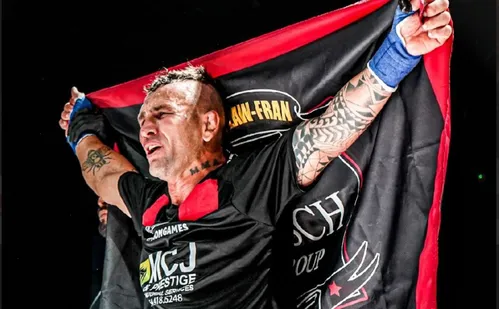 
          Imagem ilustrativa da imagem Capixaba estreia com vitória no MMA
          