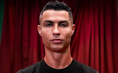 
          Imagem ilustrativa da imagem Cristiano Ronaldo compra ações da LiveMode, dona da CazéTV
          