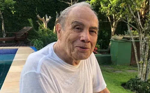 
          Imagem ilustrativa da imagem Filhas de Stênio Garcia negam abandono do pai; ator capixaba afirma outra versão
          