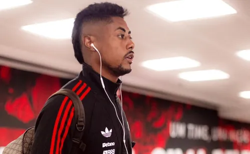 
          Imagem ilustrativa da imagem Flamengo mira salto rumo à classificação das oitavas da Libertadores
          
