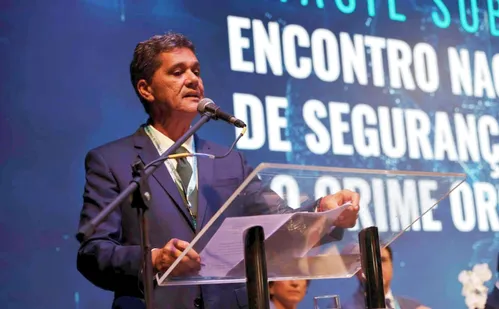 
          Imagem ilustrativa da imagem Governador do ES defende mais rigor em legislação contra crime organizado
          