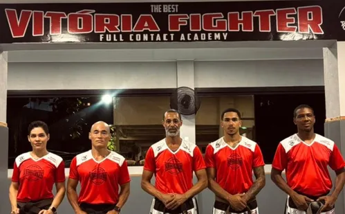 
          Imagem ilustrativa da imagem Grão-mestre Laécio Nunes inaugura nova academia
          