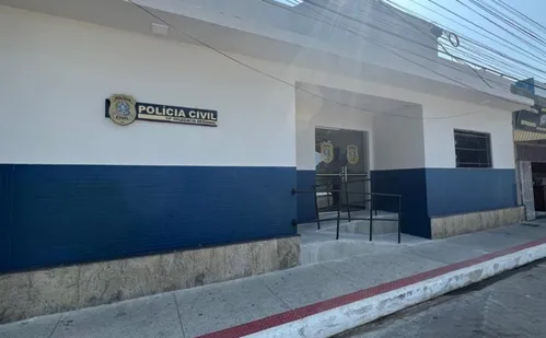 
          Imagem ilustrativa da imagem Homem é morto a machadadas pelo irmão no Sul do ES
          