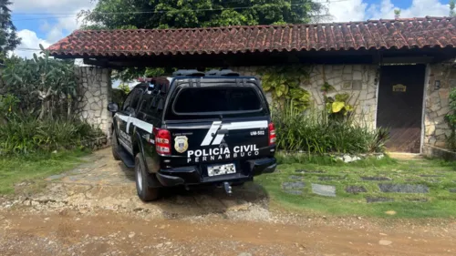 
          Imagem ilustrativa da imagem Homem é morto a tiros dentro de uma chácara em Aldeia
          