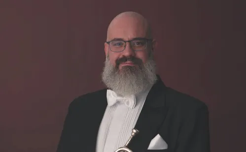 
          Imagem ilustrativa da imagem Humor, nostalgia e rock com Geriatricus em Vitória
          