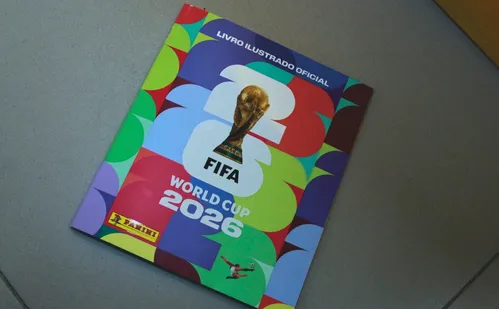
          Imagem ilustrativa da imagem Lojas apostam em enfeites para torcer pelo Brasil na Copa
          