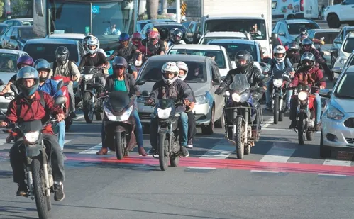 
          Imagem ilustrativa da imagem Maio já teve 17 mortes de motociclistas no Espírito Santo
          