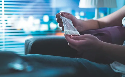 
          Imagem ilustrativa da imagem "Miau-Miau": como é a nova “droga russa” que pode estar sendo vendida no ES
          