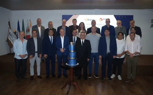 
          Imagem ilustrativa da imagem Nova diretoria do Sindipães toma posse e destaca união para fortalecer o setor
          