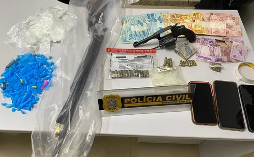
          Imagem ilustrativa da imagem Operação Bad Host: 18 integrantes de facção criminosa são presos no ES
          