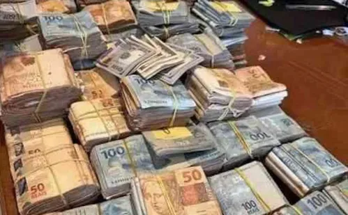 
          Imagem ilustrativa da imagem Operação Mare Liberum: servidores suspeitos em esquema de R$ 86 bilhões
          