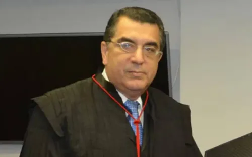 
          Imagem ilustrativa da imagem Polícia apura há um mês desaparecimento de juiz federal no RJ
          