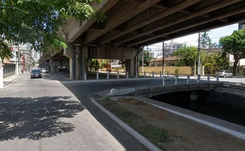 
          Imagem ilustrativa da imagem Ponte embaixo da 3ª Ponte será interditada para demolição em Vila Velha
          