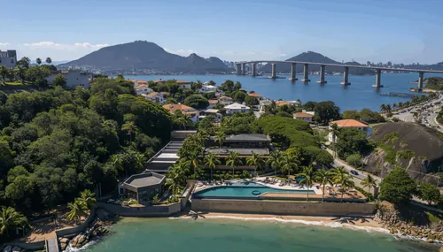 
          Imagem ilustrativa da imagem Projeto para construção de píer para navios de cruzeiro avança em Vitória
          