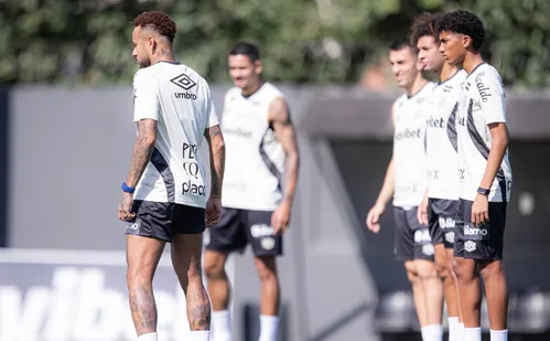 
          Imagem ilustrativa da imagem Robinho Jr. acusa Neymar de agressão; Santos abre processo interno
          
