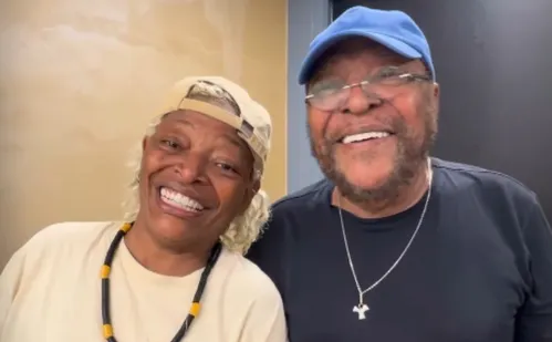 
          Imagem ilustrativa da imagem Saber parar é uma virtude, diz Martinho da Vila sobre última turnê, com Mart'nália
          