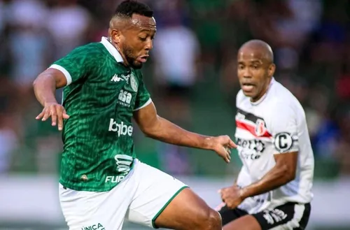 
          Imagem ilustrativa da imagem Santa Cruz sofre gol nos acréscimos e amplia crise com derrota para o Guarani
          
