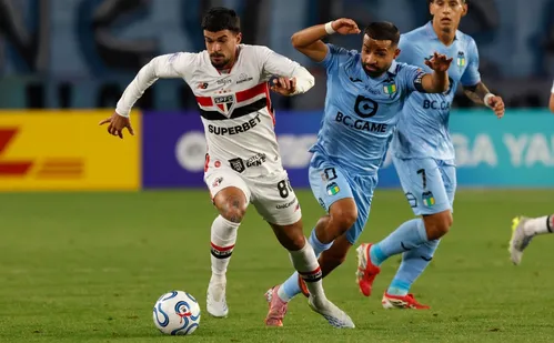 
          Imagem ilustrativa da imagem São Paulo segura O'Higgins, garante empate no Chile e segue líder do grupo
          