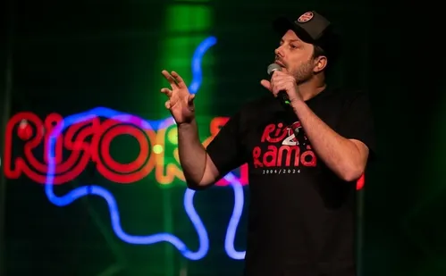 
          Imagem ilustrativa da imagem Seu programa: Bastidores da televisão com Danilo Gentili
          