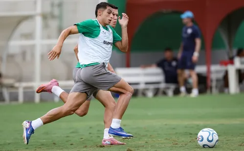 
          Imagem ilustrativa da imagem Sob pressão, Fluminense recebe o Vitória/BA buscando retomar os bons resultados
          
