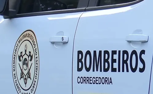 
          Imagem ilustrativa da imagem Soldado do Corpo de Bombeiros é preso suspeito de esfaquear companheira em Vitória
          
