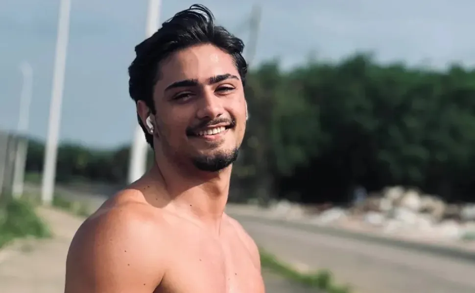 Arthur Mullinari praticava bodyboard no momento do desaparecimento