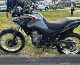 Imagem ilustrativa da imagem Acidente entre moto e caminhão deixa uma pessoa morta na BR-101, no Recife