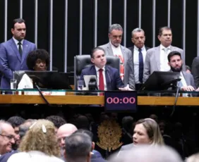 Imagem ilustrativa da imagem Descubra como votou a bancada de Pernambuco na PEC que extingue a escala 6x1