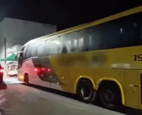Imagem ilustrativa da imagem Homem é preso na BR-101 por importunação em ônibus de viagem