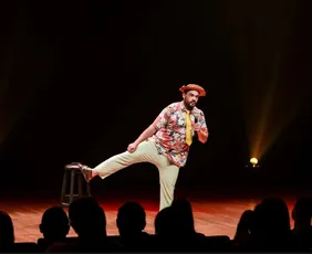Imagem ilustrativa da imagem Matheus Ceará comemora 28 anos de carreira com novo show no Recife