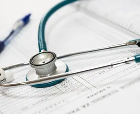 Imagem ilustrativa da imagem Medida provisória estipula nota mínima para ter registro profissional de medicina