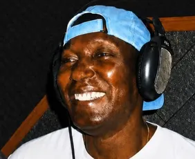 Imagem ilustrativa da imagem Michel, compositor de 'O Descobridor dos Sete Mares", morre aos 74 anos