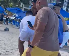 Imagem ilustrativa da imagem NOVO ATAQUE: Mulher de 19 anos é mais nova vítima de tubarão na praia de Boa Viagem