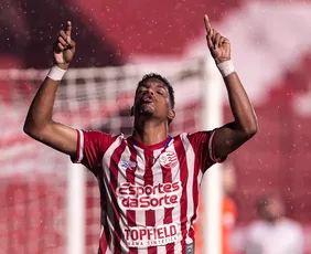 Imagem ilustrativa da imagem Náutico supera o Londrina e volta a vencer na Série B