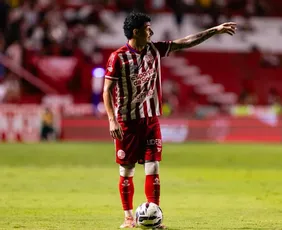 Imagem ilustrativa da imagem Náutico visita o CRB em duelo direto na Série B