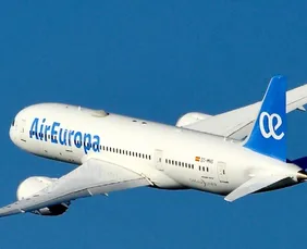 Imagem ilustrativa da imagem Voo entre Recife e Madri evita rota de colisão com outra aeronave em pleno oceano