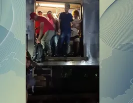 Imagem ilustrativa da imagem Curto-circuito paralisou Linha Centro do Metrô do Recife na noite desta segunda