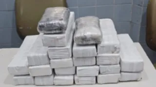 Imagem ilustrativa da imagem PM apreende 22 kg de drogas e prende dois suspeitos em Paulista
