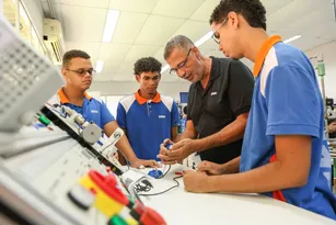 Imagem ilustrativa da imagem SENAI Areias oferece 380 vagas em cursos gratuitos de aperfeiçoamento profissional