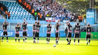 Imagem ilustrativa da imagem Santa Cruz bate o Paysandu na Curuzu e entra no G-8 da Série C