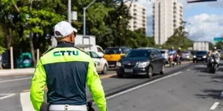 Imagem ilustrativa da imagem Trânsito no Recife muda no fim de semana por eventos e obras