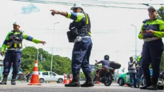 Imagem ilustrativa da imagem Trânsito no Recife sofre alterações neste fim de semana por obras e eventos
